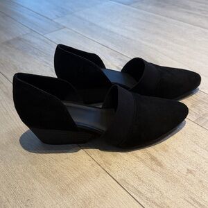 Eileen Fisher Hilly Wedge d’Orsay black suede shoes. Size 5